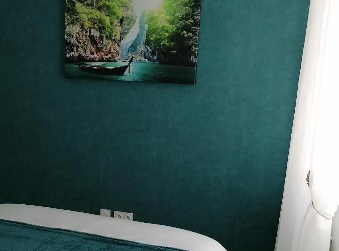 Le Manut, Charme Et Confort Apartment *